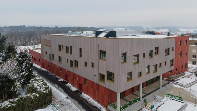 School "Lenkeschléi" in Düdelingen, aerial view south side