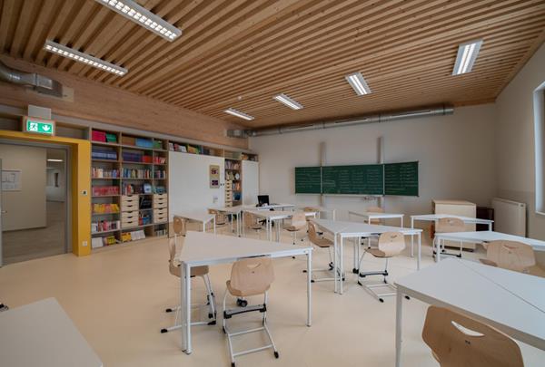 Schule "Lenkeschléi" in Düdelingen, Klassenraum
