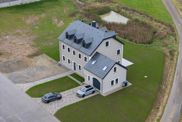 Resettler farm in Nospelt - References
