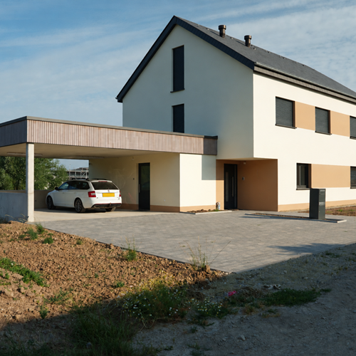 Detached house in Wecker - References