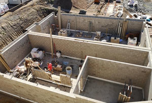 Detached housing estate in Beringen - shell construction