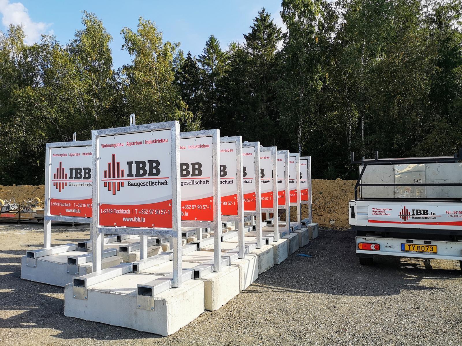 Panneaux de chantier d'IBB