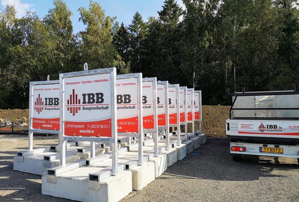Panneaux de chantier d'IBB