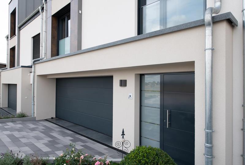 Garage roller door - main entrance door