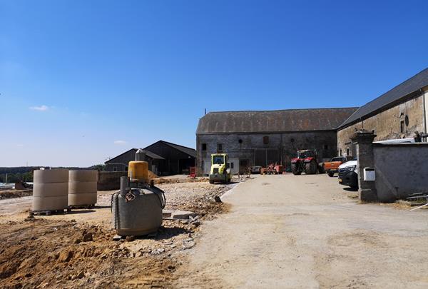 Calf barn and young cattle barn - 1st working phase